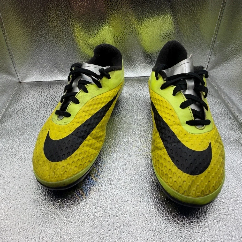 Size 6Y Nike Hypervenom Phelon FG Yellow Black Kids‎ Soccer Cleats 599062-700